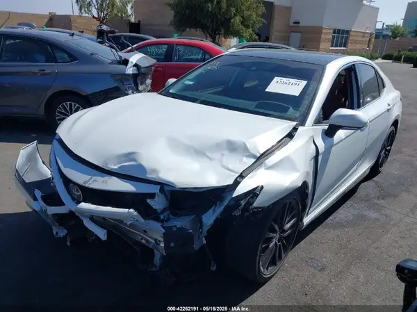 4T1K61AK8MU591962 2021 TOYOTA CAMRY - Image 2