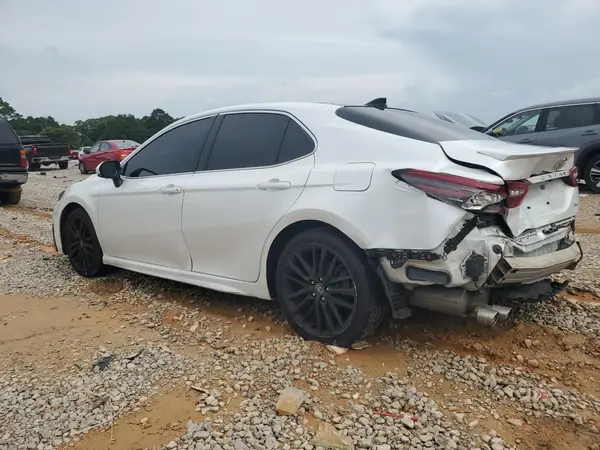 4T1K61AK8MU602278 2021 TOYOTA CAMRY - Image 2