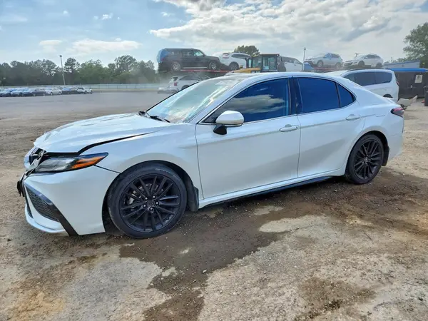 4T1K61AK8MU609537 2021 TOYOTA CAMRY - Image 1