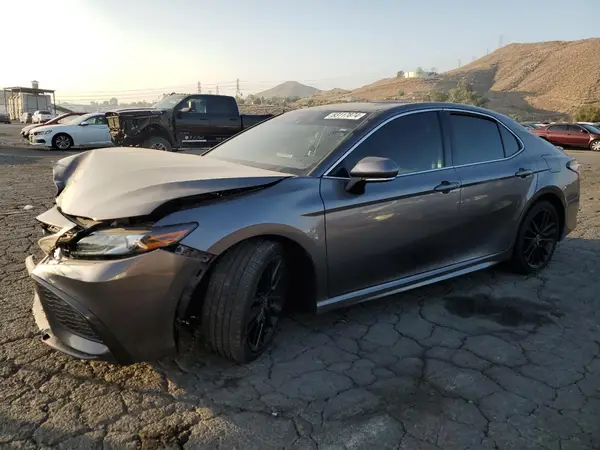 4T1K61AK8NU016911 2022 TOYOTA CAMRY - Image 1