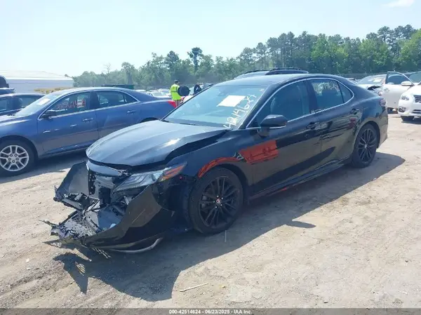 4T1K61AK8NU020618 2022 TOYOTA CAMRY - Image 2