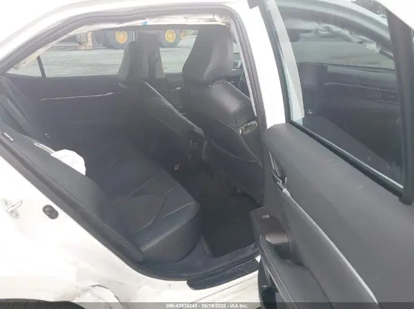 4T1K61AK8NU021607 2022 TOYOTA CAMRY - Image 8