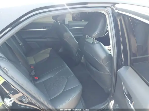4T1K61AK8NU030680 2022 TOYOTA CAMRY - Image 8