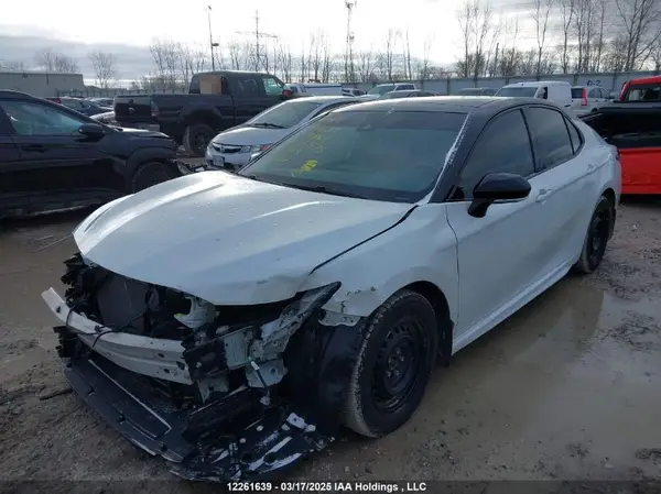 4T1K61AK8NU047575 2022 TOYOTA CAMRY - Image 2