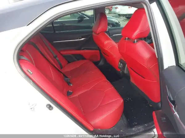 4T1K61AK8NU047575 2022 TOYOTA CAMRY - Image 8