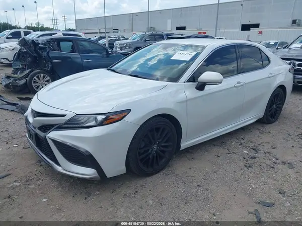4T1K61AK8NU048600 2022 TOYOTA CAMRY - Image 2