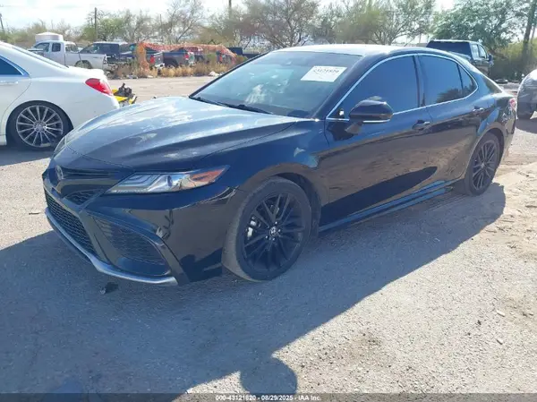 4T1K61AK8NU057524 2022 TOYOTA CAMRY - Image 2