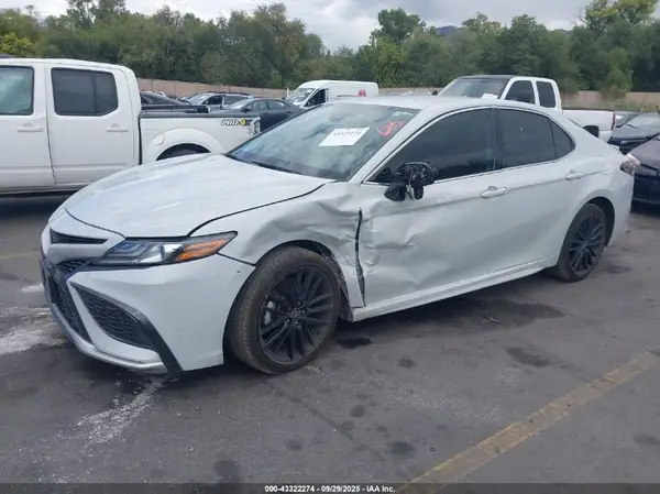 4T1K61AK8NU073741 2022 TOYOTA CAMRY - Image 2