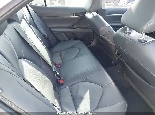 4T1K61AK8NU703824 2022 TOYOTA CAMRY - Image 8