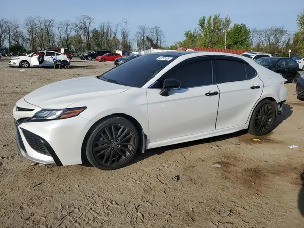 4T1K61AK8NU714175 2022 TOYOTA CAMRY - Image 1