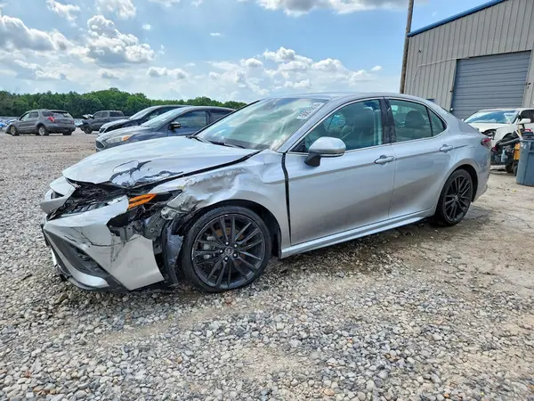 4T1K61AK8PU835954 2023 TOYOTA CAMRY - Image 1