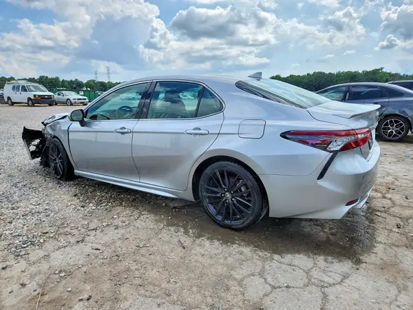 4T1K61AK8PU835954 2023 TOYOTA CAMRY - Image 2