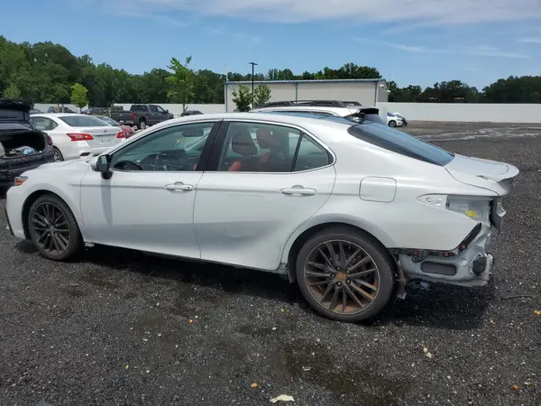 4T1K61AK8RU194145 2024 TOYOTA CAMRY - Image 2