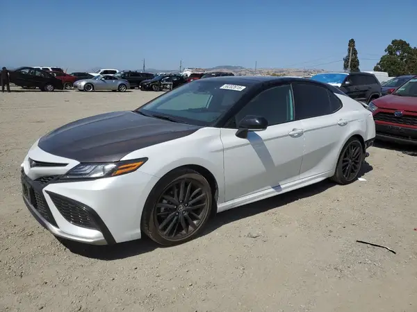 4T1K61AK8RU235616 2024 TOYOTA CAMRY - Image 1