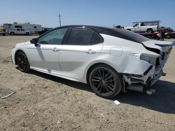 4T1K61AK8RU235616 2024 TOYOTA CAMRY - Image 2