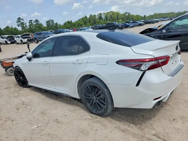 4T1K61AK8RU845127 2024 TOYOTA CAMRY - Image 2