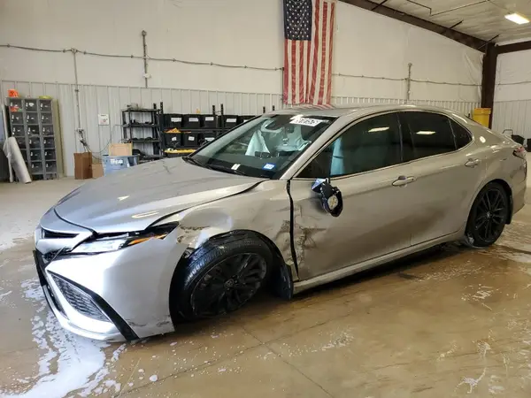 4T1K61AK8RU882775 2024 TOYOTA CAMRY - Image 1