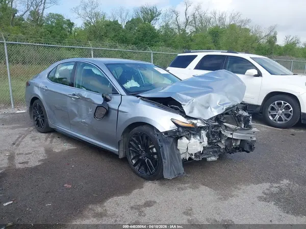 4T1K61AK8RU892500 2024 TOYOTA CAMRY - Image 1