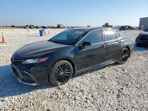 4T1K61AK8RU918240 2024 TOYOTA CAMRY - Image 1