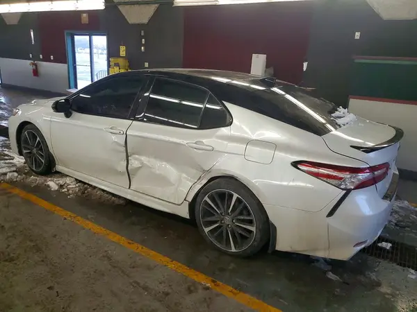 4T1K61AK9LU310993 2020 TOYOTA CAMRY - Image 2