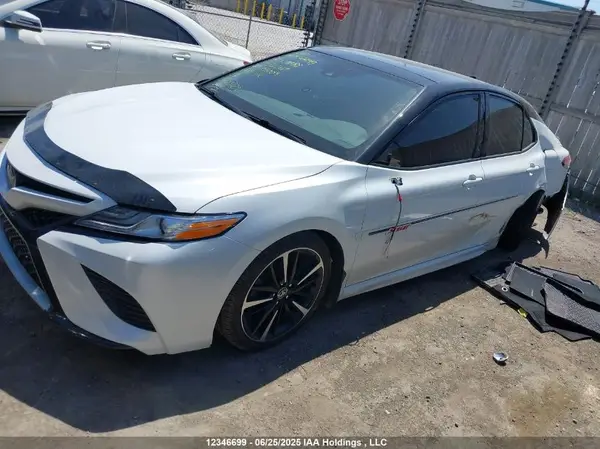 4T1K61AK9LU326367 2020 TOYOTA CAMRY - Image 2