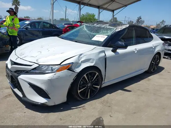 4T1K61AK9LU355710 2020 TOYOTA CAMRY - Image 2