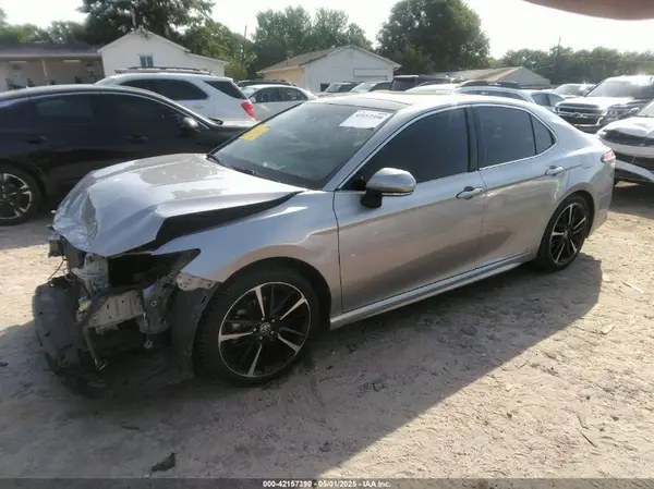 4T1K61AK9LU371096 2020 TOYOTA CAMRY - Image 2