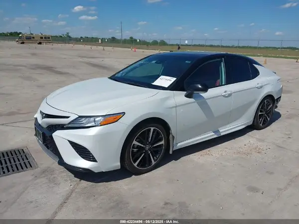 4T1K61AK9LU380560 2020 TOYOTA CAMRY - Image 2