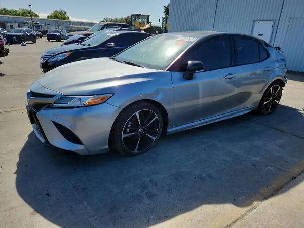 4T1K61AK9LU386763 2020 TOYOTA CAMRY - Image 1