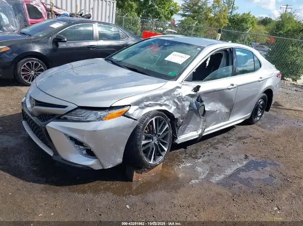 4T1K61AK9LU505752 2020 TOYOTA CAMRY - Image 2