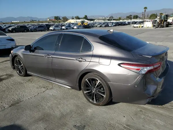4T1K61AK9LU926838 2020 TOYOTA CAMRY - Image 2