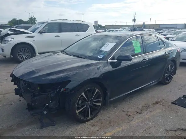 4T1K61AK9LU932266 2020 TOYOTA CAMRY - Image 2