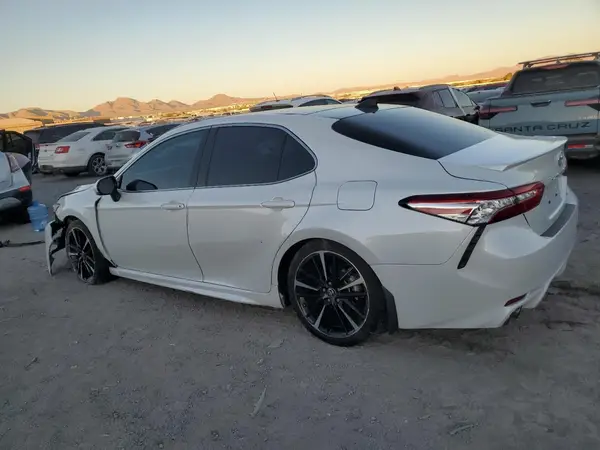4T1K61AK9LU952369 2020 TOYOTA CAMRY - Image 2