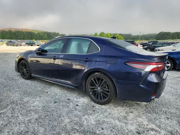 4T1K61AK9MU418564 2021 TOYOTA CAMRY - Image 2