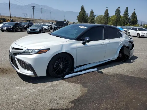 4T1K61AK9MU442234 2021 TOYOTA CAMRY - Image 1