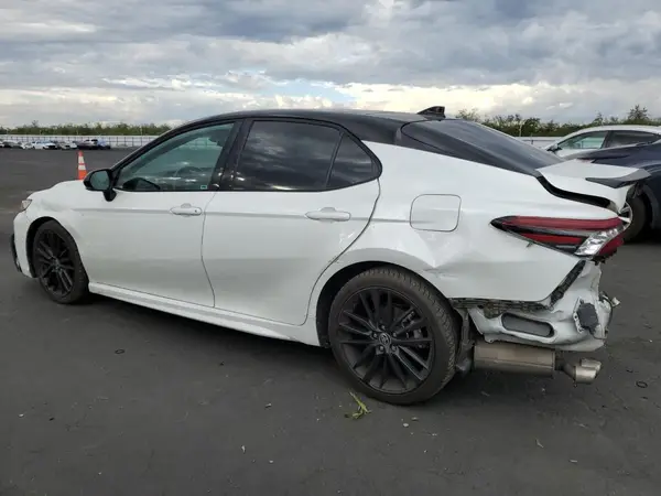 4T1K61AK9MU474567 2021 TOYOTA CAMRY - Image 2