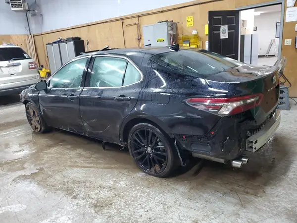 4T1K61AK9MU477727 2021 TOYOTA CAMRY - Image 2