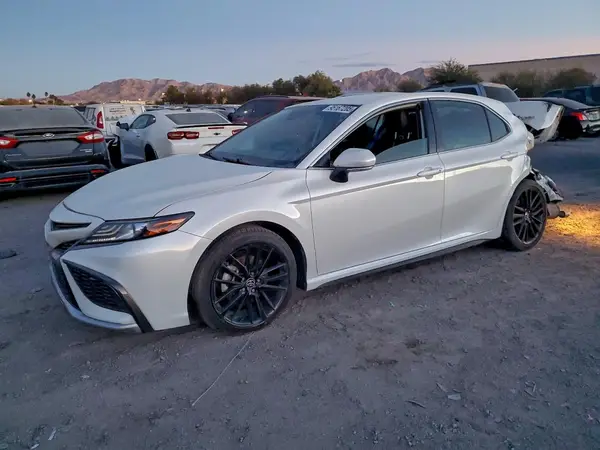 4T1K61AK9MU518809 2021 TOYOTA CAMRY - Image 1