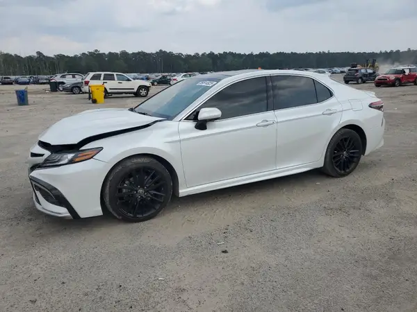 4T1K61AK9MU549123 2021 TOYOTA CAMRY - Image 1