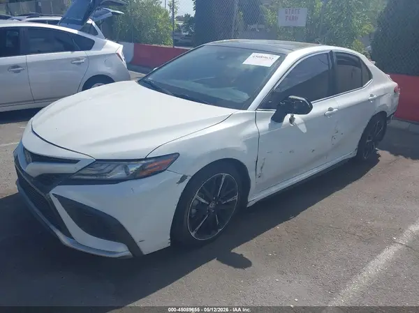 4T1K61AK9MU578329 2021 TOYOTA CAMRY - Image 2