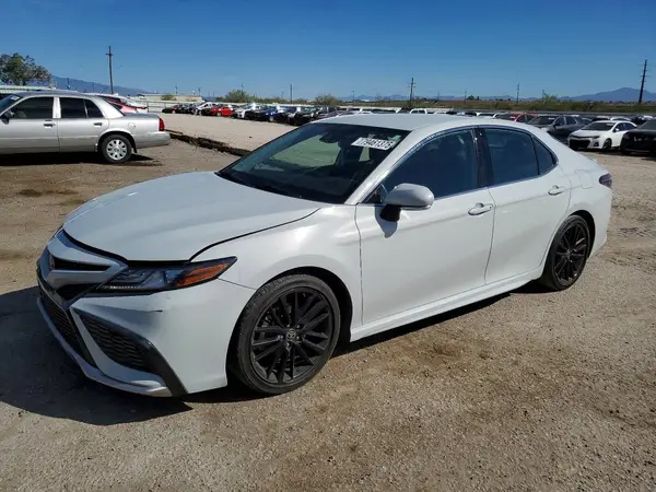 4T1K61AK9NU005917 2022 TOYOTA CAMRY - Image 1