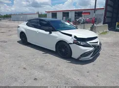 4T1K61AK9NU006100 2022 TOYOTA CAMRY