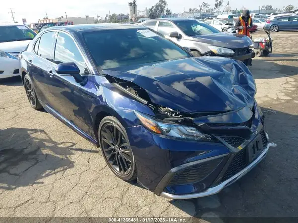 4T1K61AK9NU008476 2022 TOYOTA CAMRY - Image 1