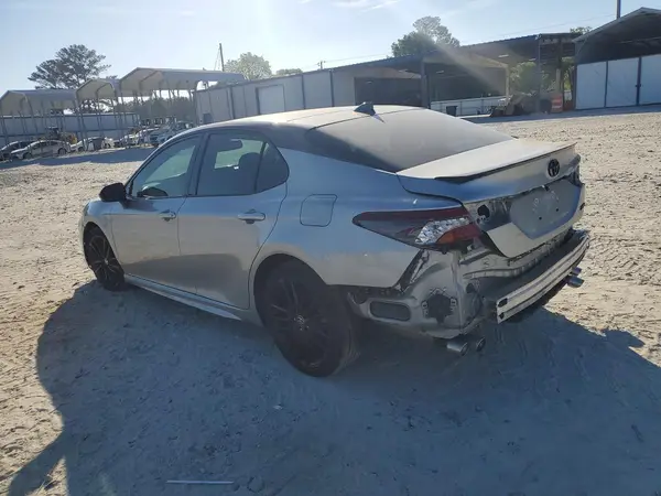 4T1K61AK9NU016965 2022 TOYOTA CAMRY - Image 2