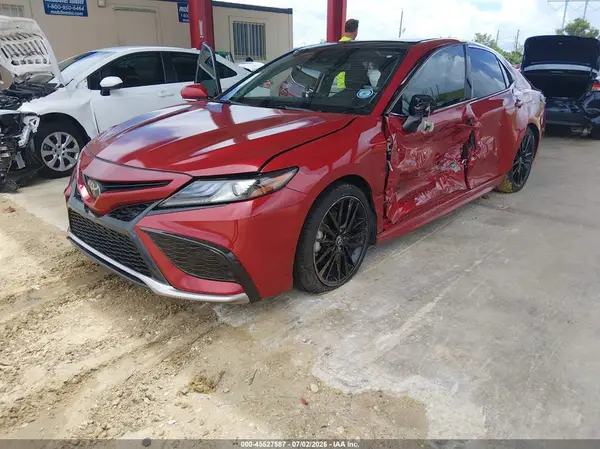 4T1K61AK9NU019509 2022 TOYOTA CAMRY - Image 2