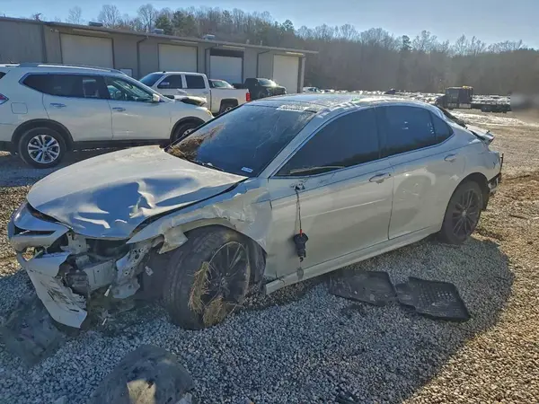 4T1K61AK9NU025889 2022 TOYOTA CAMRY - Image 1