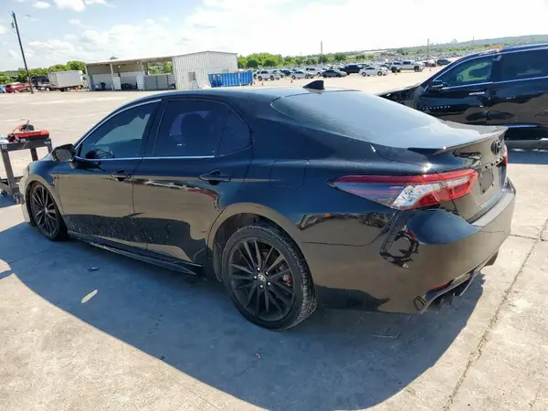 4T1K61AK9NU026556 2022 TOYOTA CAMRY - Image 2