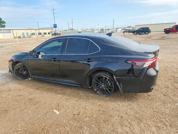 4T1K61AK9NU029344 2022 TOYOTA CAMRY - Image 2
