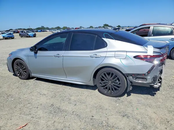 4T1K61AK9NU056611 2022 TOYOTA CAMRY - Image 2