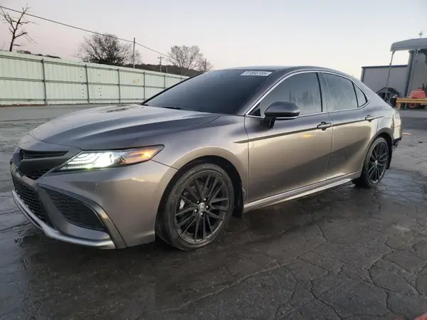 4T1K61AK9NU068032 2022 TOYOTA CAMRY - Image 1